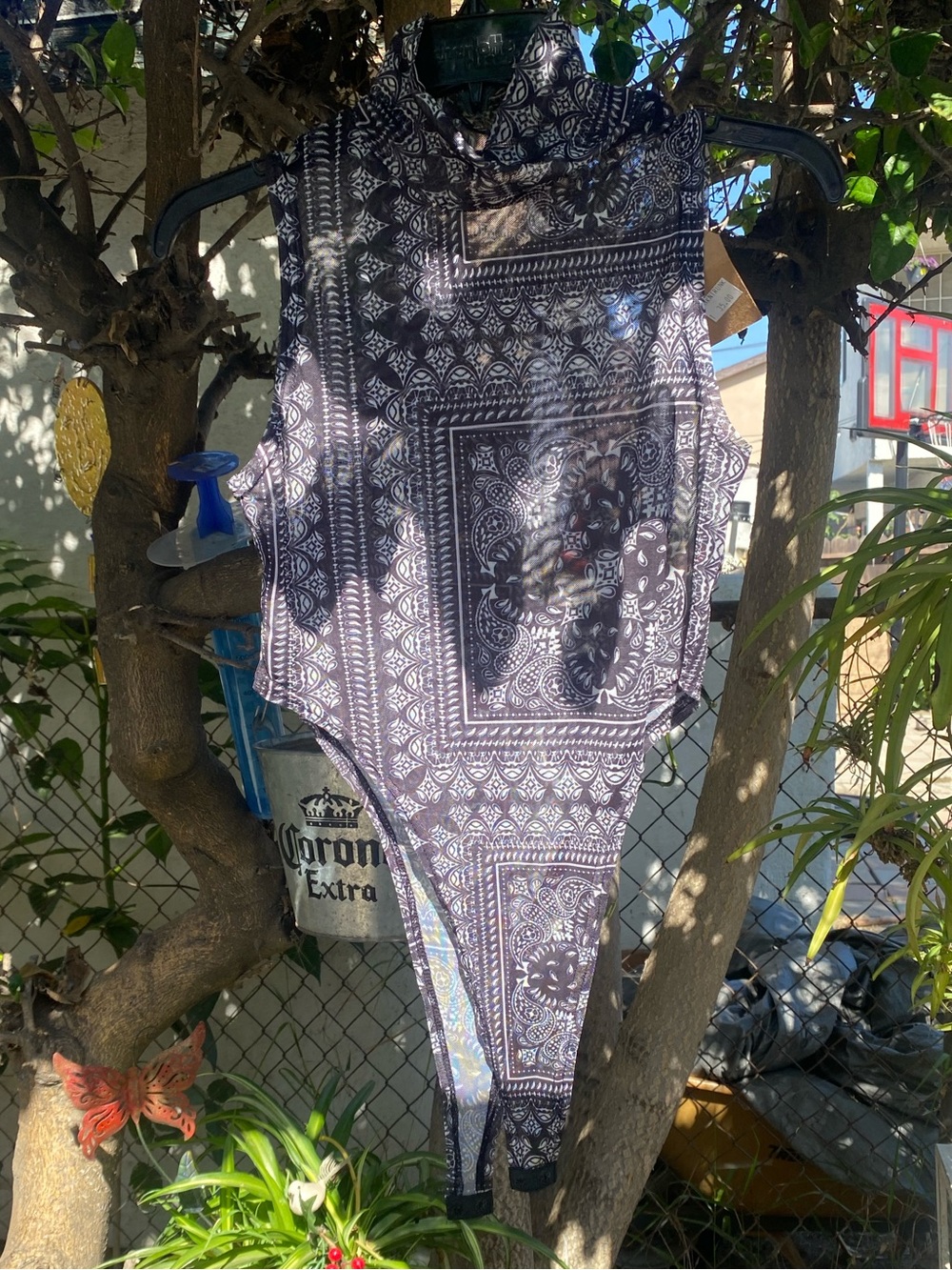 Women’s Sleeveless Bandana-Print Bodysuit - Black/White